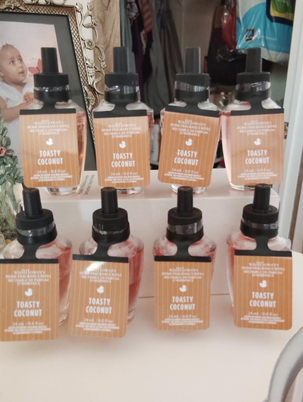 New 8 PC Bath & Body Works Wallflower Refill Bulbs Toasty Coconut Home Fragrance